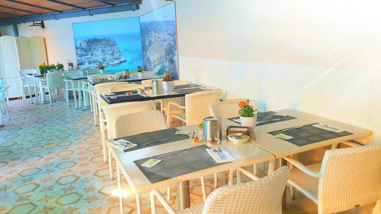 Tropeacentro Bed & Breakfast Bagian luar foto